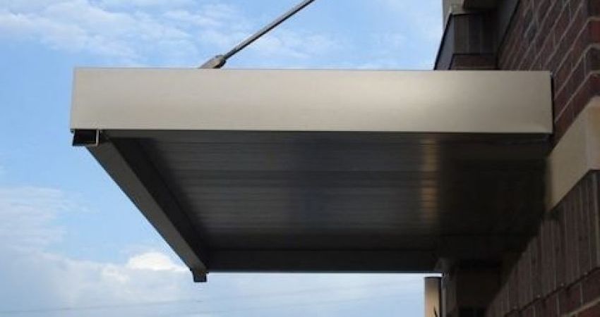 Solid_Metal_Awning